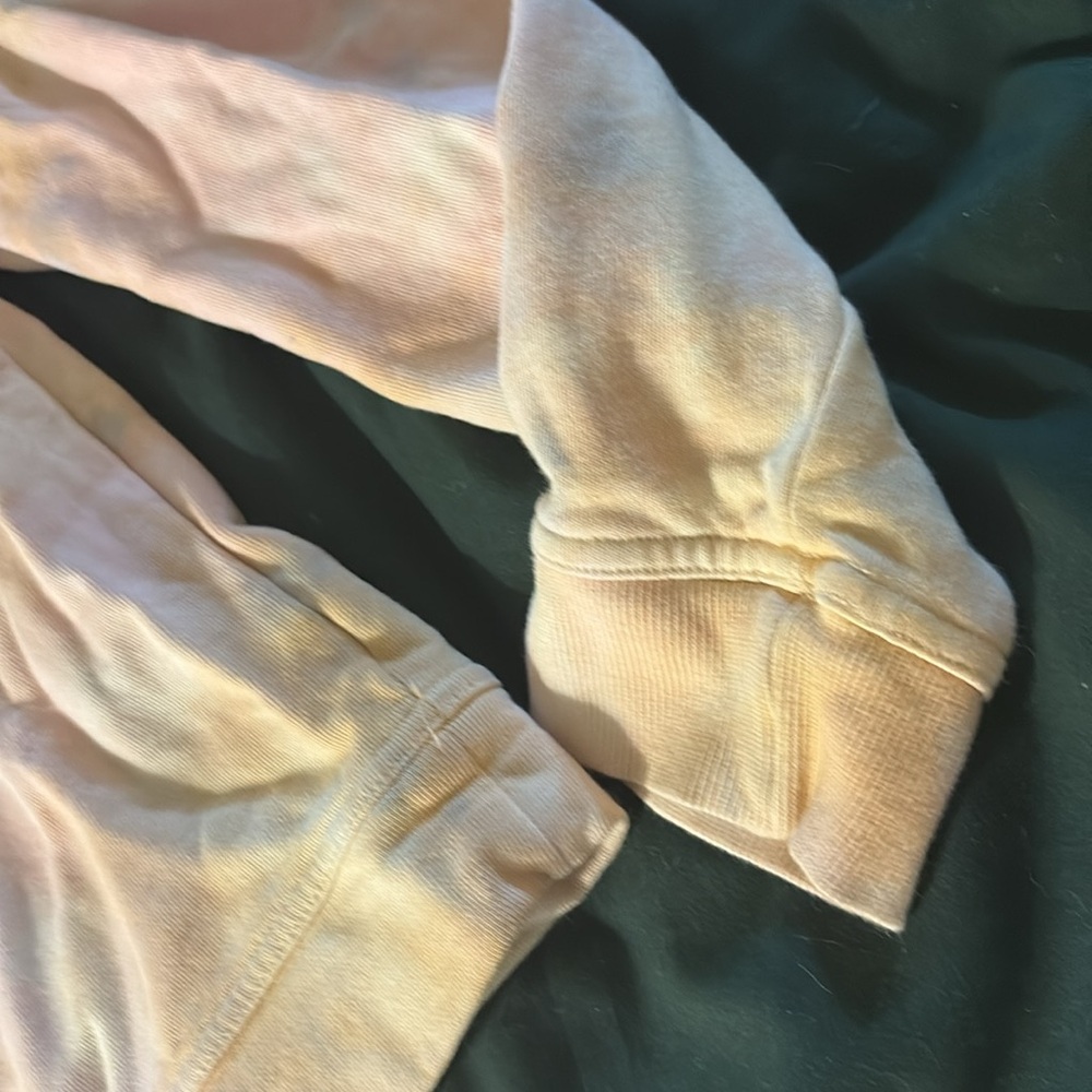 Universal Thread Pull Over - Picture 5 of 5